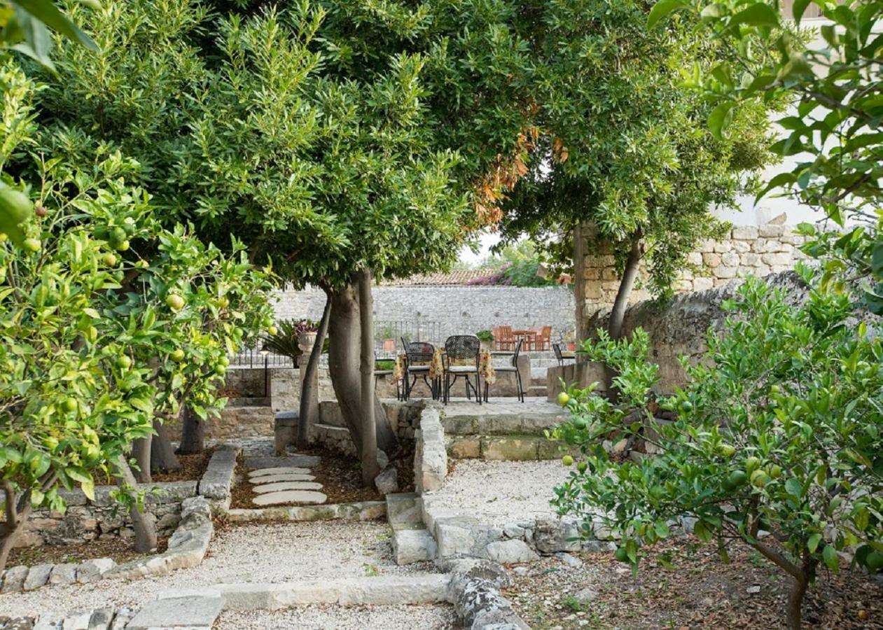 Agriturismo Villa Flavia Casa Serrafiori Exteriör bild